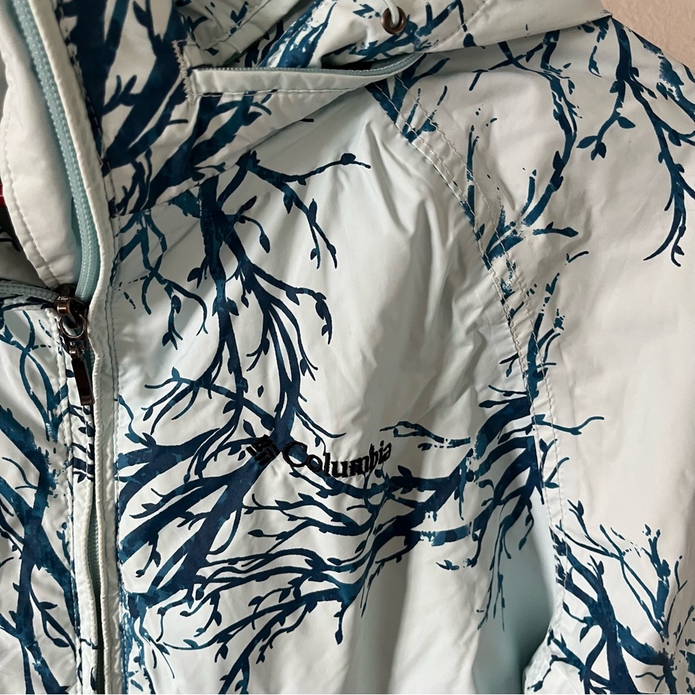Columbia Women’s Medium Winter Coat - Picture 2 of 9
